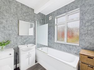 Photo 16- click for photo gallery